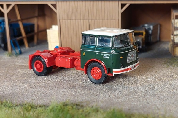 Brekina Mcz 03-374 Liaz Skoda 706 Solo-Szm Veb Kvk Zwickau 1:87 Neu Modell-image