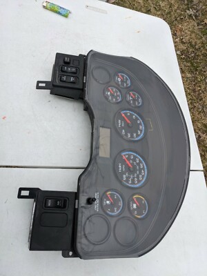 INTERNATIONAL NAVISTAR Truck Bus Speedometer Instrument Gauge 