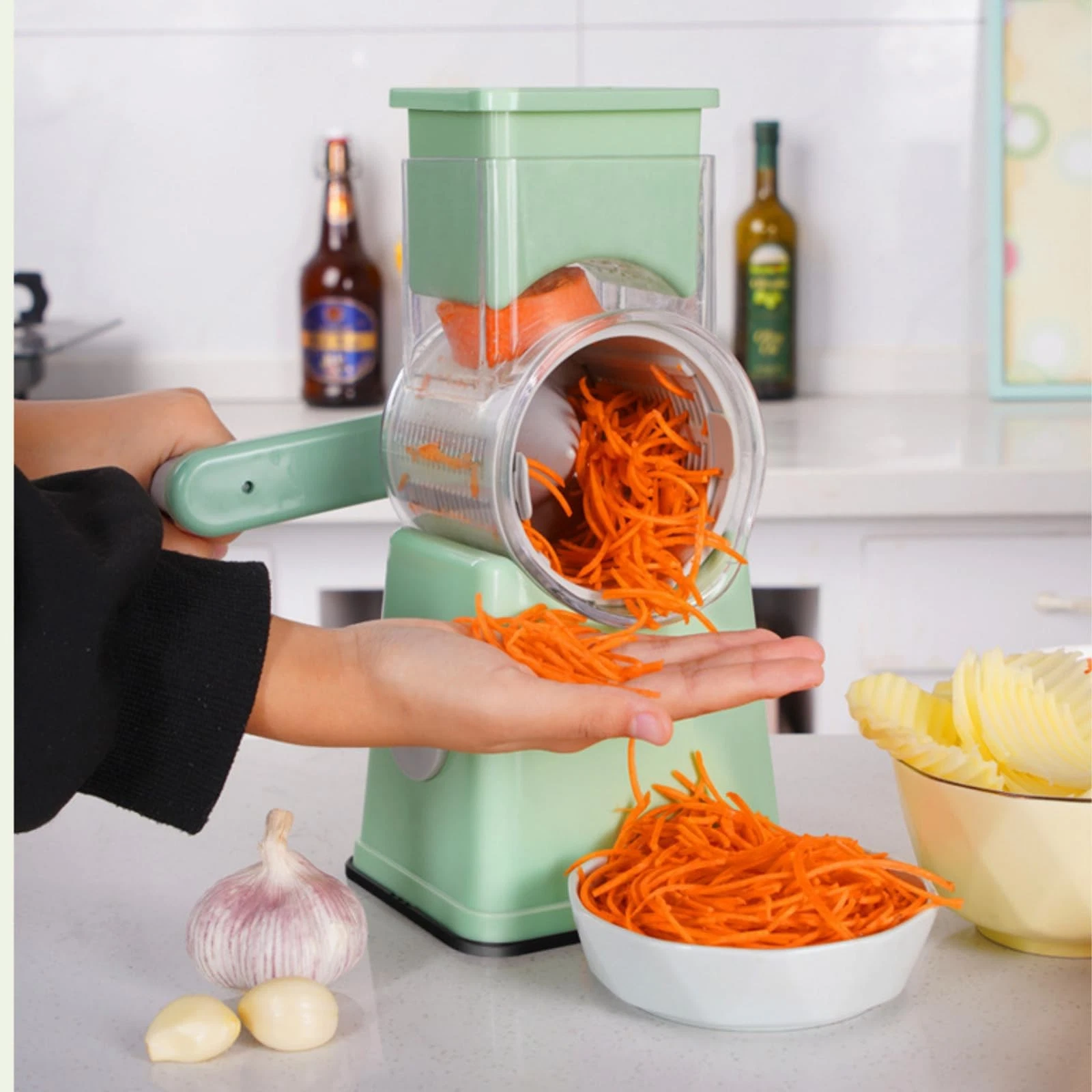 Vegetable Chopper and Spiralizer, Food Chopper with Container, Fruit Slicer, ...