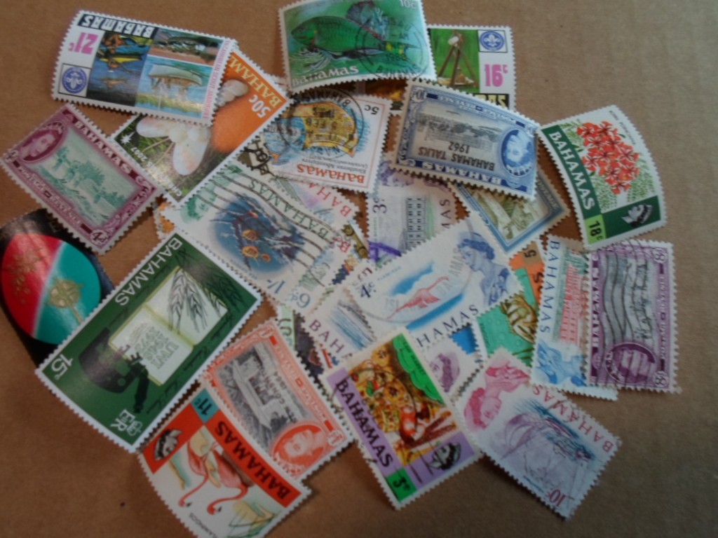 Collection lot 33 different stamps of the Bahamas