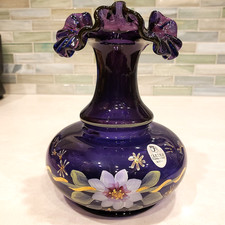 Striking Fenton 1998 Royal Purple Vase Hand Painted By Jane Reynolds