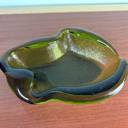 BLENKO Vintage Green Glass Free Form Amoeba Bowl Ashtray Trinket Dish MCM