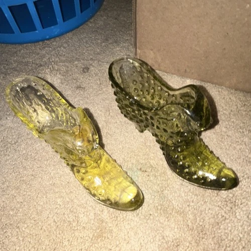 Fenton Glossy Yellow Glass Shoe Figurines Decorative Collectibles Pair