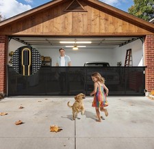500cm/200” Retractable Baby/Pet/Dog Gate Extra Wide! 105cm/42” Tall In/Outdoor!