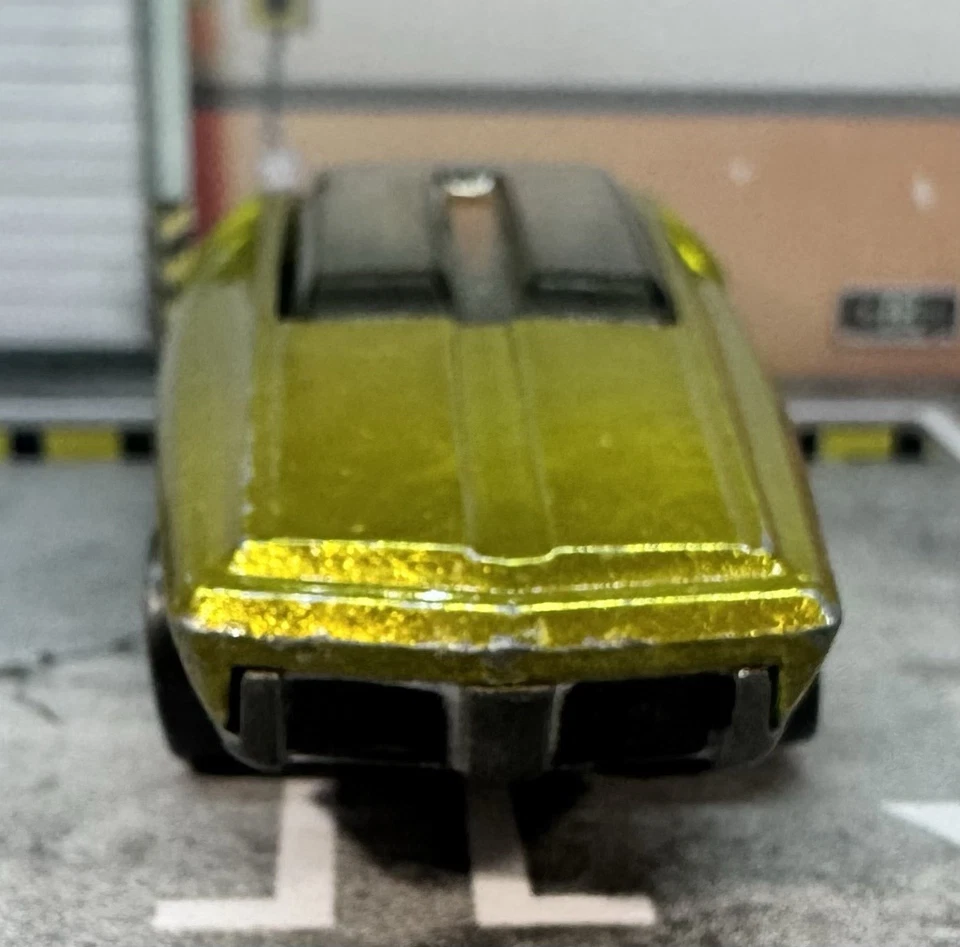 Crema batidor Hot Wheels Redline 1970 amarillo lima en muy buen estado Foto 2 de 4