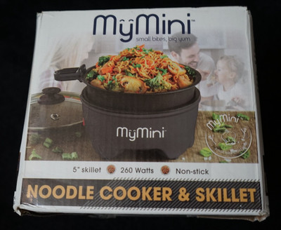 MyMini Noodle Cooker & Skillet 5'' NonStick 260W Compact Dorm Travel Cooker Black