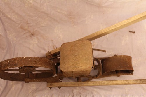 Original Planet Jr No. 4 planter/seeder - good for a vintage display - Picture 2 of 8