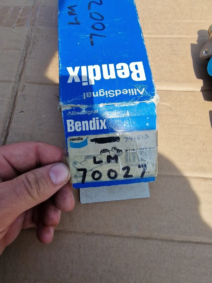 Bendix Master Brake Cylinder - Image 3 of 3