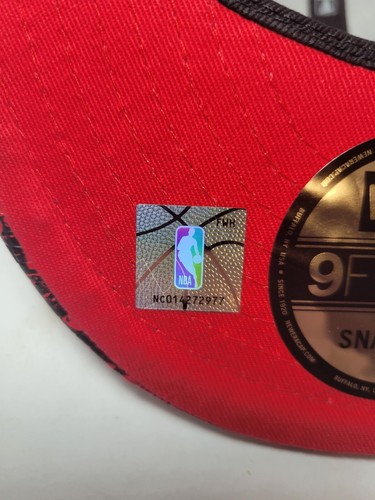 New Era Chicago Bulls 9Fifty Snapback Hat Cap Snakeskin Visor White/Red OSFM - Picture 9 of 11