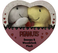 Peanuts/Snoopy  Woodstock Valentine  s Plush In Heart Shaped Box, New, Sealed 
