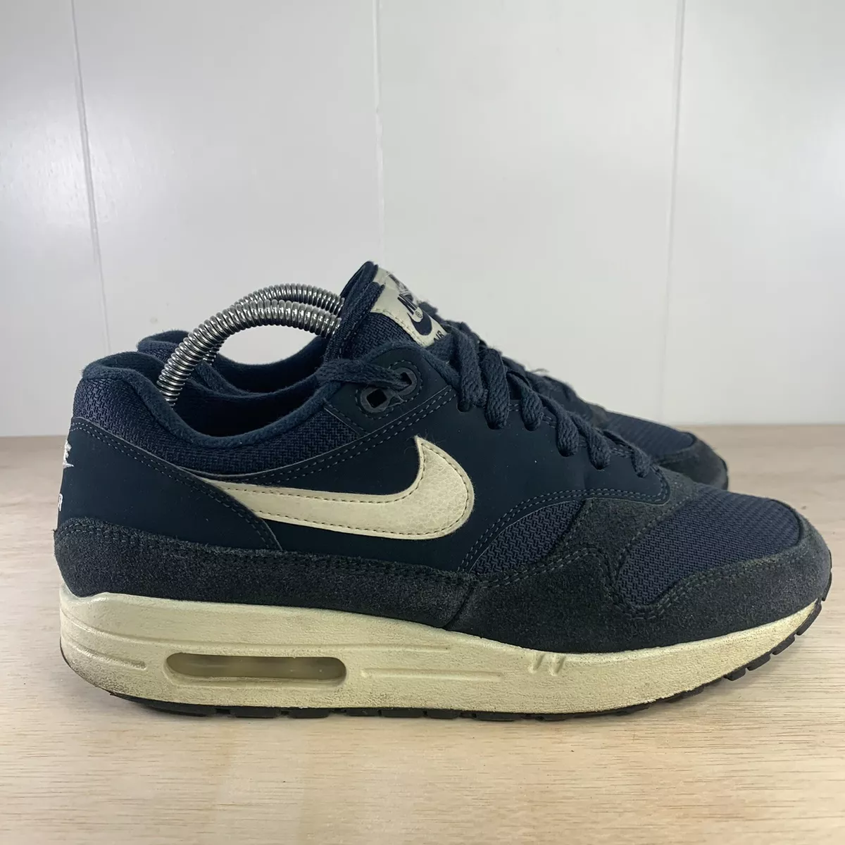 inschakelen Uitstekend toekomst Nike Air Max 1 Armory Navy Blue White Running Shoes AH8145-401 Mens Size 9 | eBay inschakelen Uitstekend toekomst Nike Air Max 1 Armory Navy Blue White Running Shoes AH8145-401 Mens Size 9 | eBay