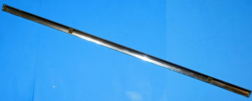 1967 1968 1969 1970 Cadillac Eldorado OEM moldura de porta inferior - Imagem 3 de 4