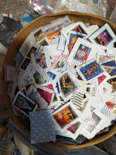 260 Used forever USA Stamps on paper - No Flags Picked from large box - Picture 2 of 3