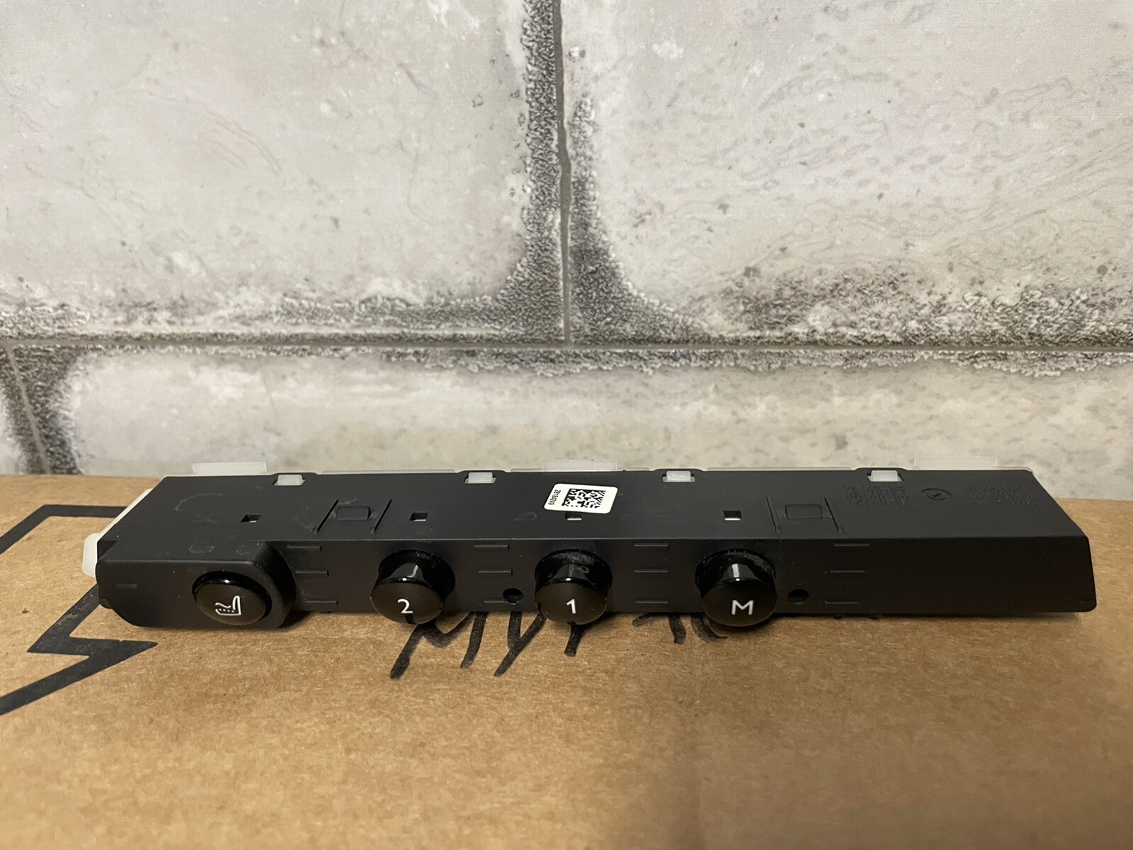 2015 Rolls Royce wraith OEM FRONT LEFT DRIVER SEAT POSITION MEMORY SWITCH