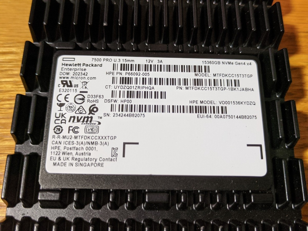 HPE 15.36TB 7500 Pro PCIe 4.0 NVMe 2.5'' U.3 SSD HPE 15.36TB 7500 Pro PCIe 4.0 NVMe 2.5'' U.3 SSD