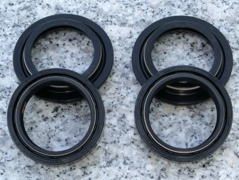 Kit de juntas de horquilla y sellado antipolvo de alto rendimiento de 37 mm 044162 Foto 2 de 2