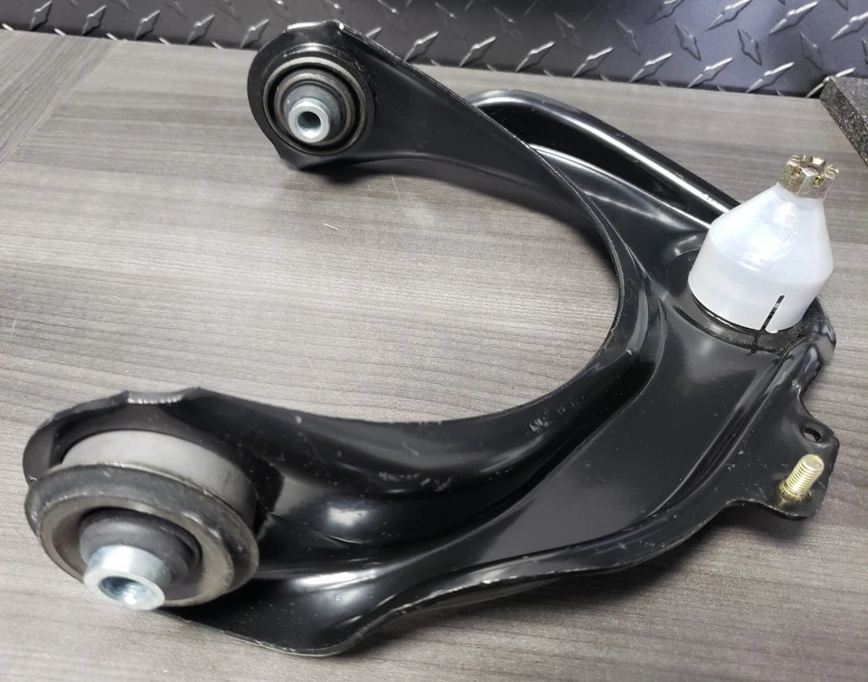 Front Left & Right Upper Control Arms For Honda Accord & Acura TL CL - Image 4 of 4