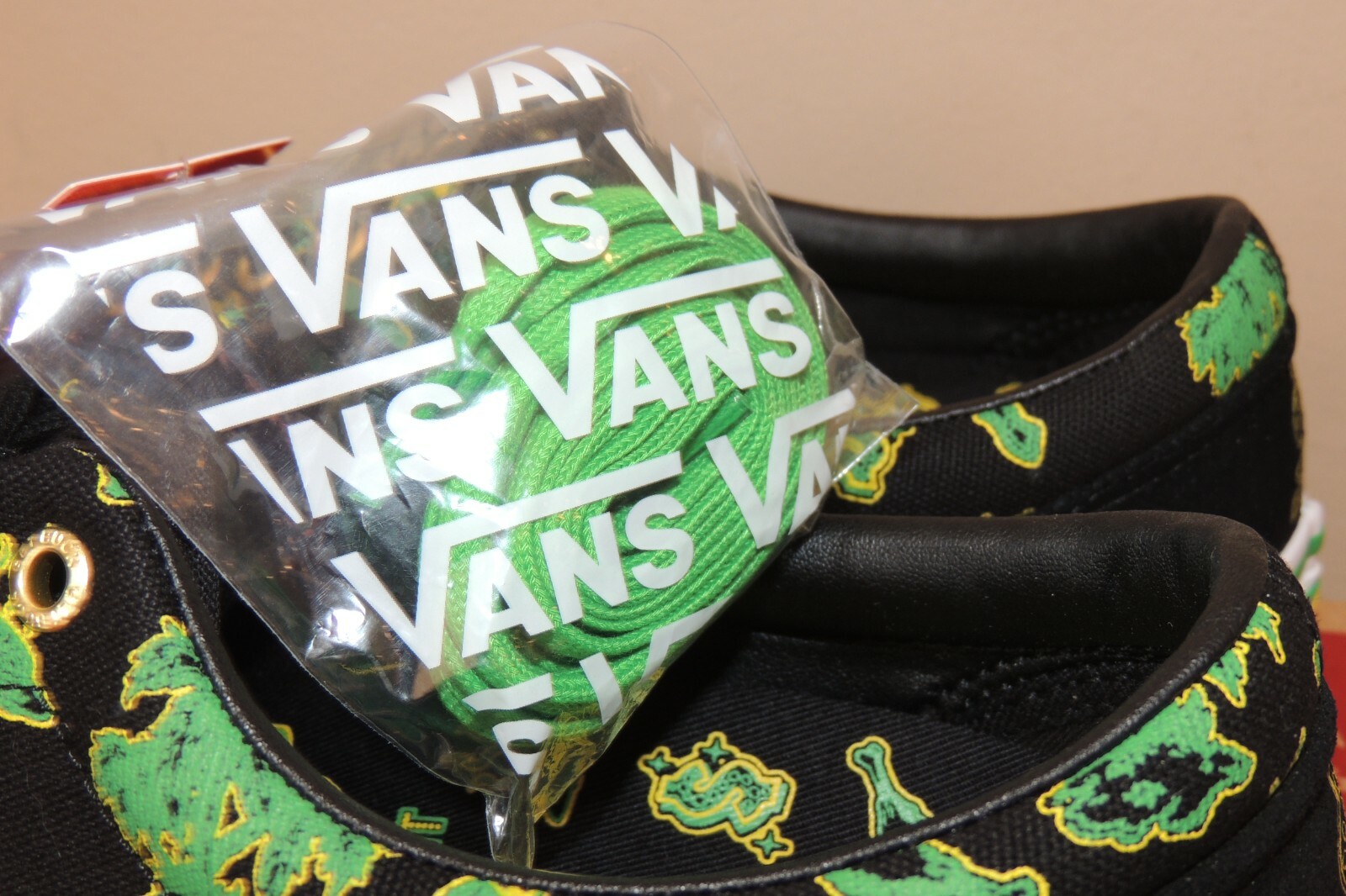 vans era pro green