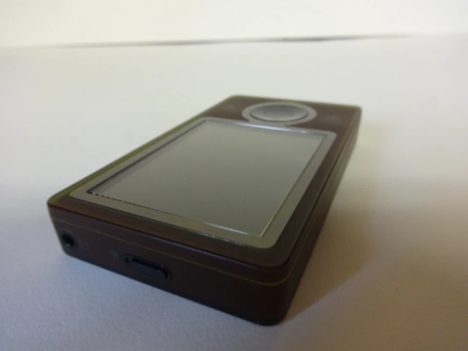 MICROSOFT   ZUNE  BROWN  CUStOM  80GB...NEW HARD DRIVE... - Image 2 of 4