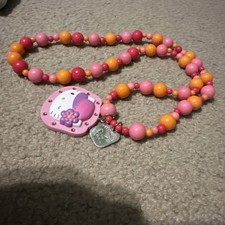 2006 Sanrio Hello Kitty plastic beaded neckla...