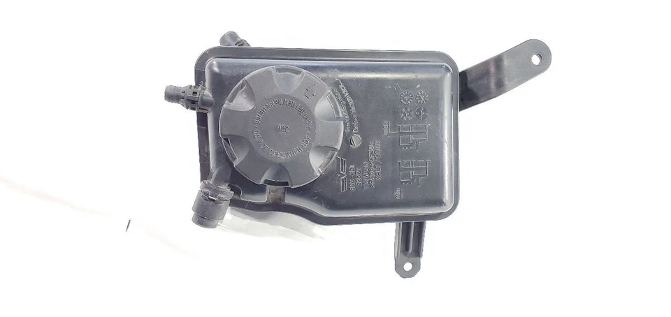 2004 2005 2006 2007 BMW 525I OEM Coolant Reservoir - Image 4 of 4