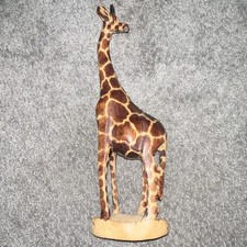 Handmade Hand-Carved Wooden Giraffe Figurine Collectible Sculpture Home Decor