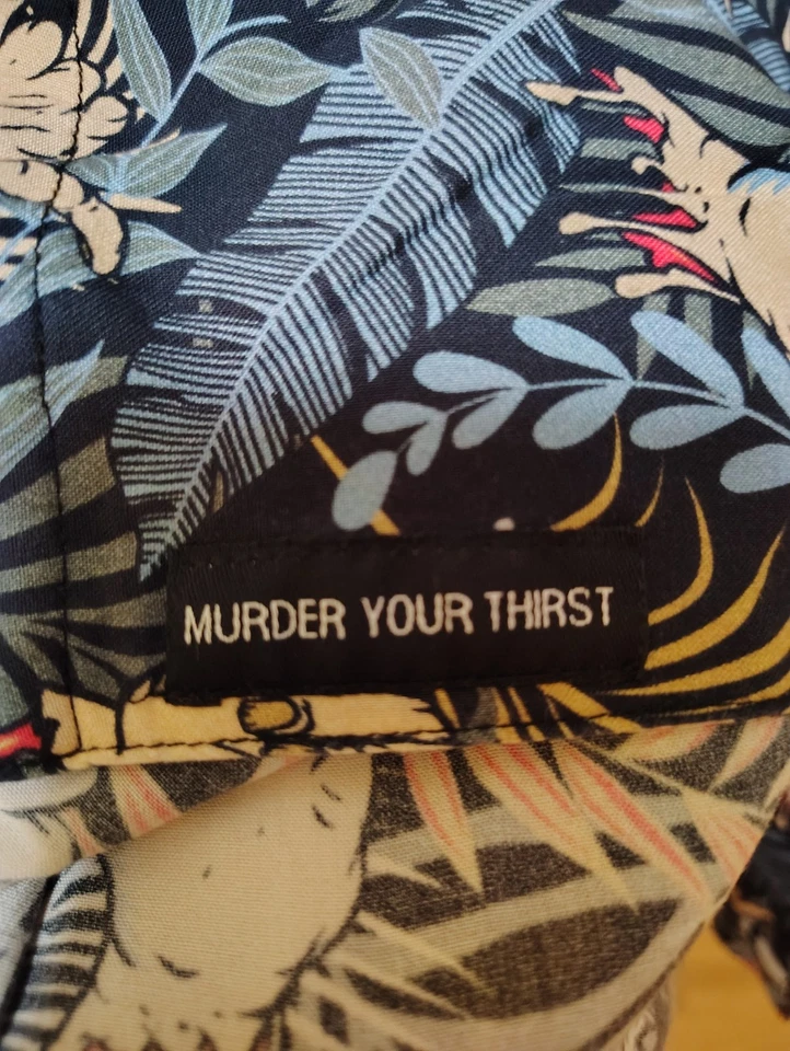 Liquid Death 短袖衬衫男式 2xl 'Hang Loose/Grim Reaper' 印花 — 第 3/4 张图片