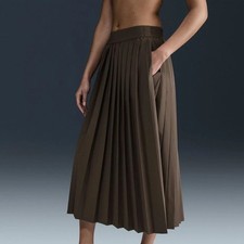  160 Size S Nike 24.7 PerfectStretch Women  s Dri Fit Pleated Skirt HQ8153-004