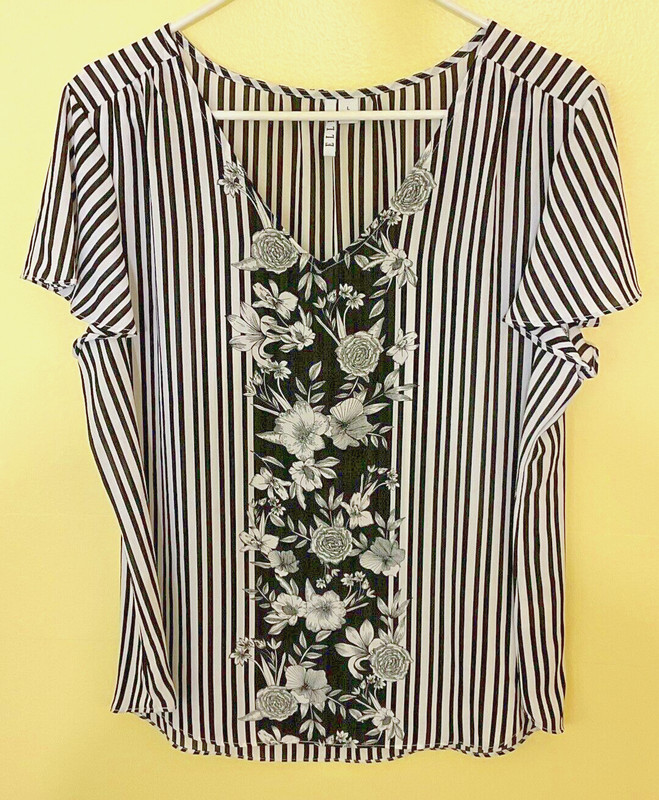 ELLE Women's Short Sleeve Pullover Blouse BLACK/WHITE STRIPE w/FLOWERS Size L