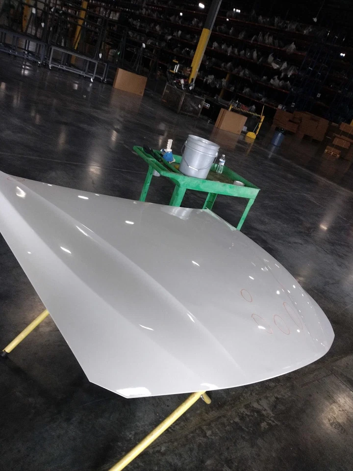 Capó usado se adapta a: BMW 330I 2017 SDN grado B Foto 2 de 4