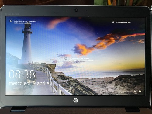 HP Elitebook 745 G4 AMD A10 8730B 10 Com. Cores 4G+6G - 2,40 GHz - 8GB -250 SSD - Picture 8 of 21