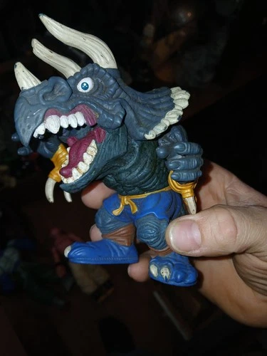 Mattel Vintage Extreme Dinosaurs Spike Figure Nice Shape