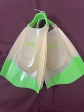 TYR Hydroblade Swim Training Fins Green size Small Men  s 4-6 Women 5.5-7.5