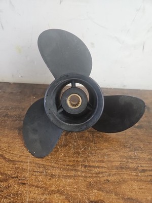 USED OMC Solas Amita 3 Aluminum Propeller 10.1x13 RH 3 Blade 2211-101-13