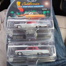 GreenLight 1964 Chevrolet Biscayne 2-Car Set