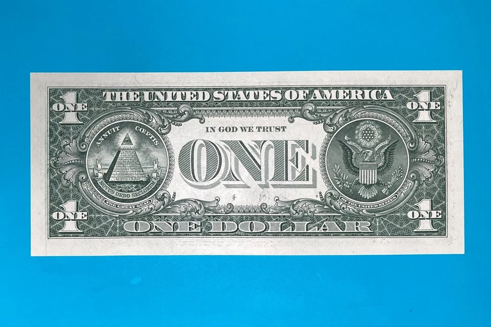 January 28, 1939 (H 01281939 B) BIRTHDAY ANNIVERSARY $1 One Dollar Bill *UNC* . - Image 3 of 4