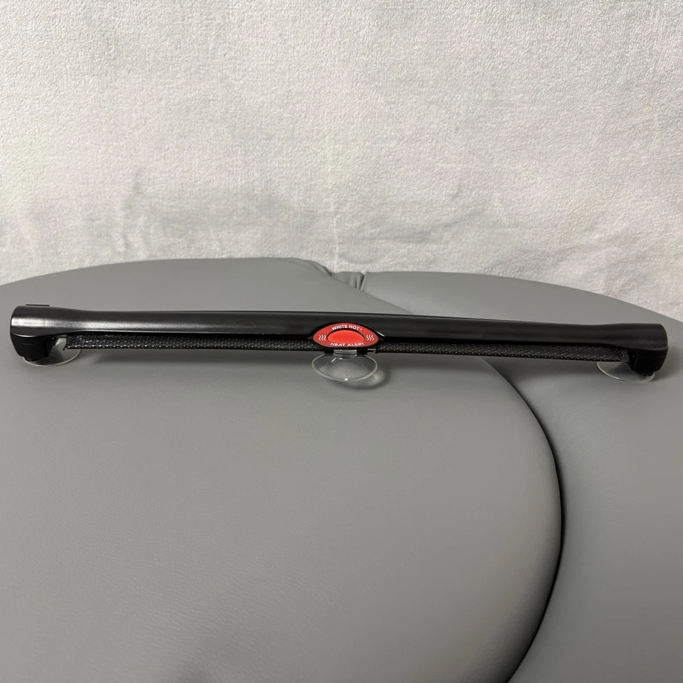 Car Window Roller Shade Sun Safety Suction Hot Heat Alert by MUNCHKIN Brica - Image 3 of 4