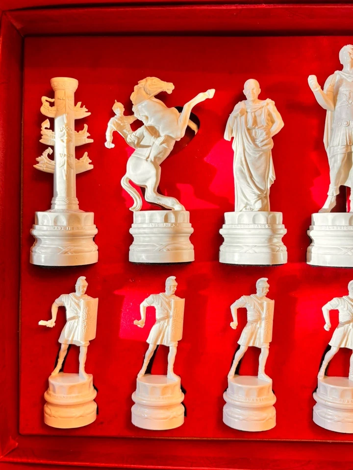 VTG Classic Games Collector Series Chess Set Ed 1 Ancient Rome 264 BC-14 AD 1963 - Image 3 of 4