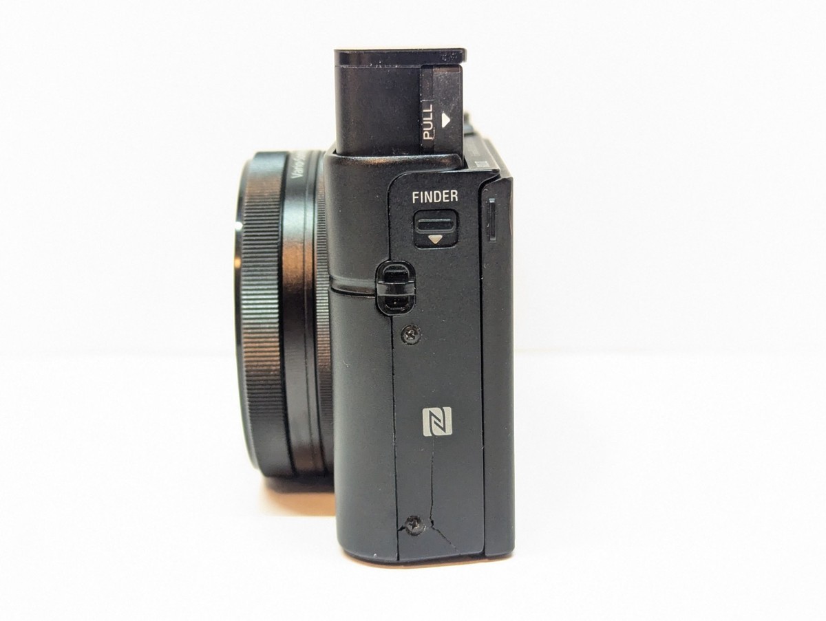 Sony RX100M3 Digital Camera - RX100 Mark III 3 - FOR PARTS or