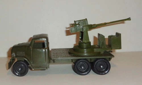 MARX ARMY TRAINING CENTER ANTI- AIRCRAFT TRUCK