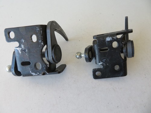 SAAB 9-3 CONVERTIBLE FRONT ROOF LATCHES 2004-2007 AMS1645 - Picture 3 of 5