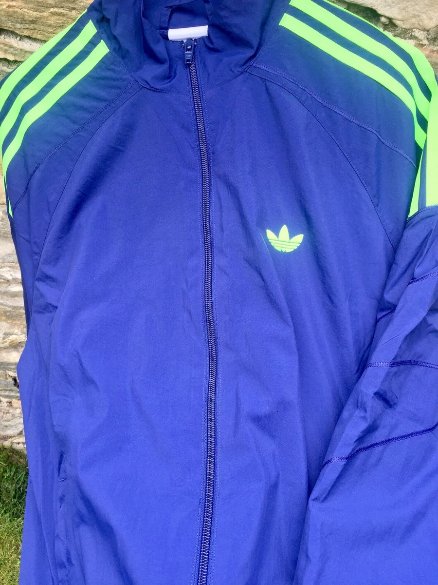 Flamestrike woven deals track top