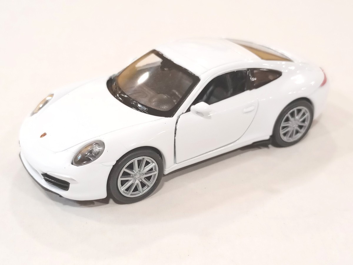 Welly 1/34 PORSCHE 911 CARRERA S Coupe, White Diecast Metal