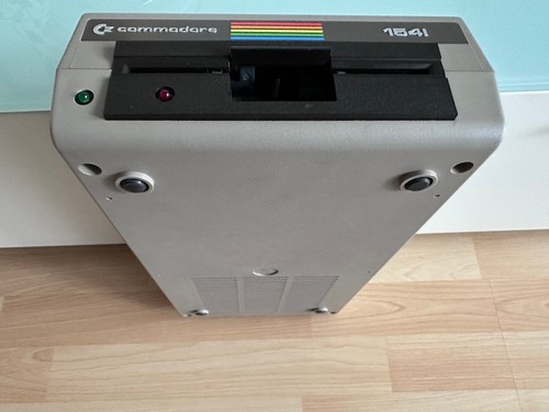 Single FLOPPY Disk Drive VC-1541, emballage d'origine, en boîte, testé, fonctionne #04 25 - Photo 18 sur 21