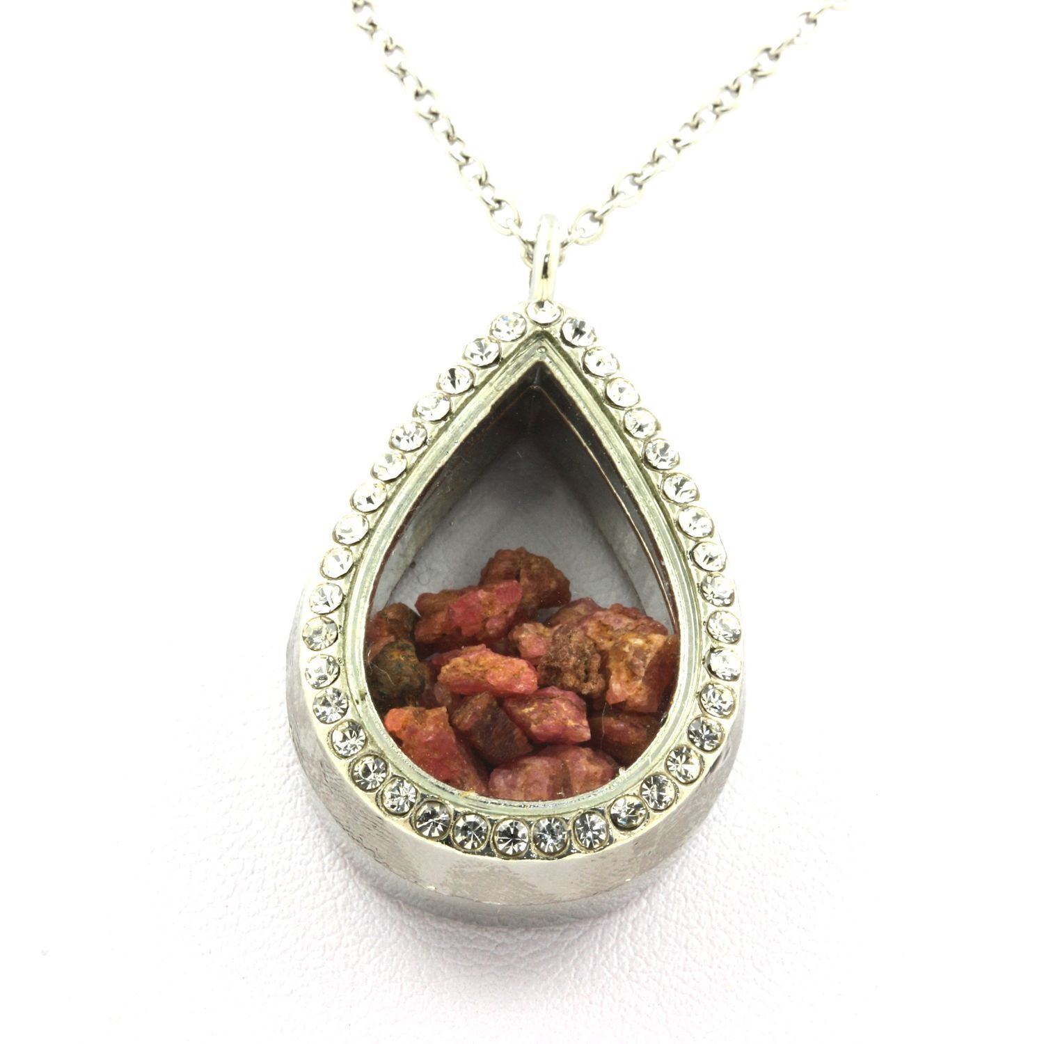Collier spinelle brut forme goutte, le cadeau d'anniversaire idéal pour femme