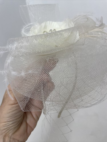 Fascinator Hat Headband Ivory Mesh Netting Flower Pearls Feathers Rhinestones  - Picture 5 of 12