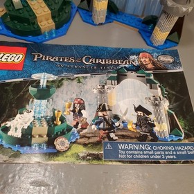 LEGO 4192 Pirates of the Caribbean Fountain of Youth Incomplete With Instruction
