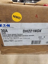 NEW EATON DH221NGK FUSIBLE 30 AMP 240V SINGLE PHASE DISCONNECT SAFETY SWITCH