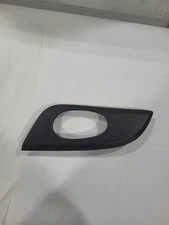 02-09 GMC Envoy Front Passenger Side interior Door Handle Bezel 15146092 Trim