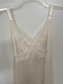 Vintage Shadowline Ivory Full Slip Peignoir Lace Trim Coquette Boudoir Sz 34